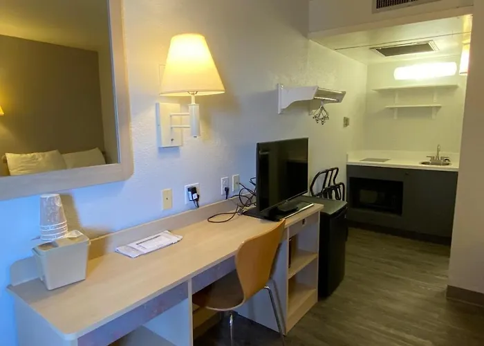 Hotel 6 Wy