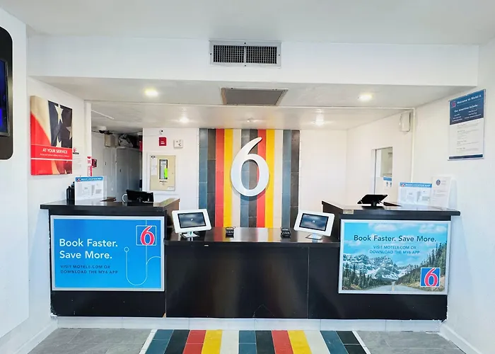 Hotel 6 Wy